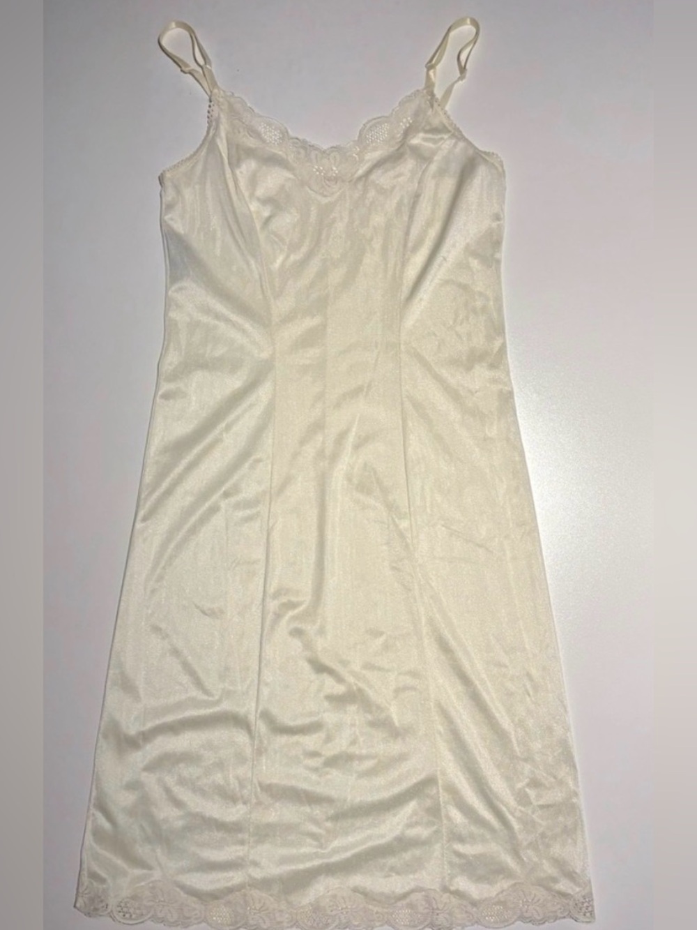 ✨ Authentic Vintage Pink Lady Full Slip Dress ✨